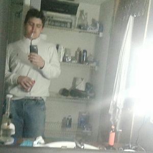 Meet your Posher, Max